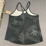 Nike  Women’s Tank Top Photo 3