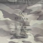 Kyodan NWT  Light Grey Camo High Waist Leggings size S Photo 6