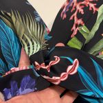 Terra & Sky Plus Size  Black Floral Cupped V-Neck Swimsuit Size 2X EUC #2443 Photo 8