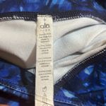Alo Yoga  Airbrush Legging Blue Kaleidoscope Print size small Photo 5