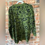 Ecowish Elegant Green and Black Patterned Women's Sweater Photo 2