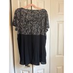 Vince Camuto Mixed Media Oversized Top – Size XL – Black & White – Flowy & Chic Photo 3