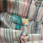 Cali 1850 Linen Shorts Photo 2