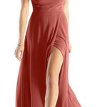 Mori Lee 31232 Feminine Capelet
Sleeve Bridesmaid Dress
18 Photo 0