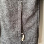 Kirkland Signature Kirkland Women’s Gray Size M - Long Sleeve Full Zip Up Rain Jacket Photo 2