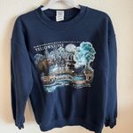 Yellowstone Crew Neck Size M Photo 0