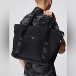Fabletics The Everyday Tote
Color: Black Photo 3