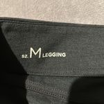 Loft Outlet Women Sz‎ M Leggings Slim Through Hip & Thigh Dark Gray/Black Gray Size M Photo 2
