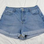 Forever 21 Plus High Rise Lightwash Denim Mom Shorts Woman's Size 12 Cuffed Jean Photo 0