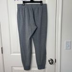 Hollister EUC  women’s gray embroidered drawstring waist joggers sweatpants small Photo 4