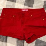 Zana Di  Red Shorts Photo 0