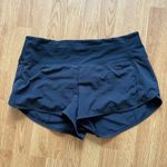 Lululemon Speed Up Short High-Rise *2.5" Size 12 Photo 4