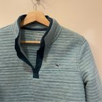 Vineyard Vines  XS Quilted 1/4 Button Sweatshirt Soft Gorpcore Photo 3
