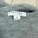 FAVLUX  Grey V-Neck Pullover Sweater Size Large Photo 4