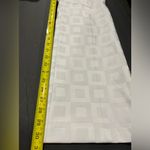 New York & Company City
Stretch Pants White Retro Square
Pattern size 8
$30 Photo 9