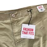 Celebrity Pink montauk cropped pants nwt Photo 5