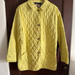 Burberry  London | Butter Yellow Quilted Puffer Field Style Jacket | Large Photo 0