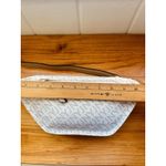 Jones New York Signature Fanny Bag Belt Off White Gray Front & Back Zipper Photo 3