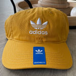 Adidas  Relaxed Strapback hat NWT Photo 0