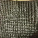 Spanx black cropped stretchy durable fabric leggings. Medium Photo 2