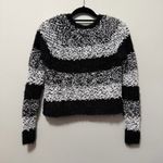 Eyeshadow Black and White Striped Eyelash Popcorn Crewneck Crop Sweater Size S Photo 5
