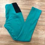 Active Basic Active woman’s green pants Photo 4