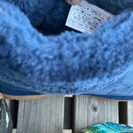 UGG  women’s cozy ankle Blue Suede sheepskin Boots size 6 Photo 9