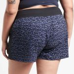 Athleta Shorts Women 18 Navy Blue Purple Brooklyn Printed Allure Sportswear Photo 3