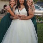 Vera Wang Bridesmaid Dress Photo 4