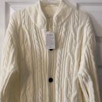 Women's White Cable Knit Cardigan size L length 29” bust 42” beautiful sweater Size L Photo 1