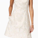 Connected Apparel  Metallic Floral print. Photo 0