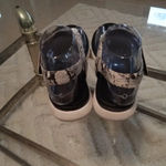 Naturalizer women's Lincoln Sandals croc print size 7.5M women Photo 2