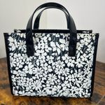 Burberry Vintage Floral Tote Bag Black White Photo 1