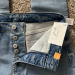 Arizona NWT High Rise Skinny Jeans Photo 3