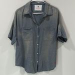Sundry  Casual Button Down Shirt Short Sleeve Size 2 (Medium) EUC Photo 0