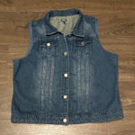 Reba Women’s  Denim Vest, Blue Western Button Up Vest 100% Cotton Size Large Photo 0