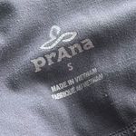 prAna  • Grey Momento Yoga Capris Leggings Photo 3