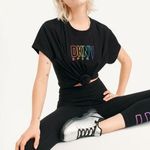 DKNY sz VARIOUS SIZES Women's Pride Logo Knot Front T-shirt In Black Photo 0
