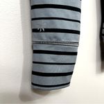 Athleta  Grey Stripped Legging Pants Sz S Workout Running Yoga Photo 5