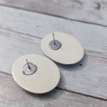 Vintage Stud Earrings For Pierced Ears Cream & Blue Retro Oval Photo 6