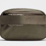 Lululemon Unisex Everywhere Belt Bag Photo 2