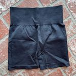 NWOT Women's Black Ribbed Workout Set Photo 5