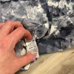 Pink Lotus  NWT size small Grey and white tie-dye short sleeve shirt #tie-dye Photo 2