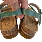 Spring Step EUC  Leather Dialog Sandals Teal Floral Size 8.5 Photo 6