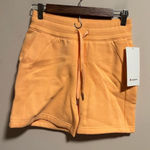 Lululemon NWT Scuba High-Rise Short 5" Peach Bellini- Size 4 Photo 0