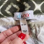 Denim & Co . Printed Jersey Slim Straight Leg Pant Dark Olive X-Large Petite NWOT Photo 1