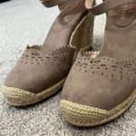 Kelly & Katie 💕 Size 10 Taupe Brown Adell Espadrille Sandal Wedges Heels Photo 4