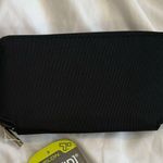 Travelon NWT  RFID Blocking Wristlet Wallet Photo 2