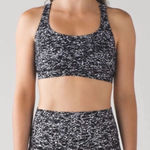 Lululemon  Energy Sports Bra Iced Wave White Black / Ice Breaker White Black Photo 0