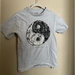 American Vintage Vintage 90s Yin-Yang Animal Graphic Tee Shirt Sz Womens Small in Grey Photo 0
